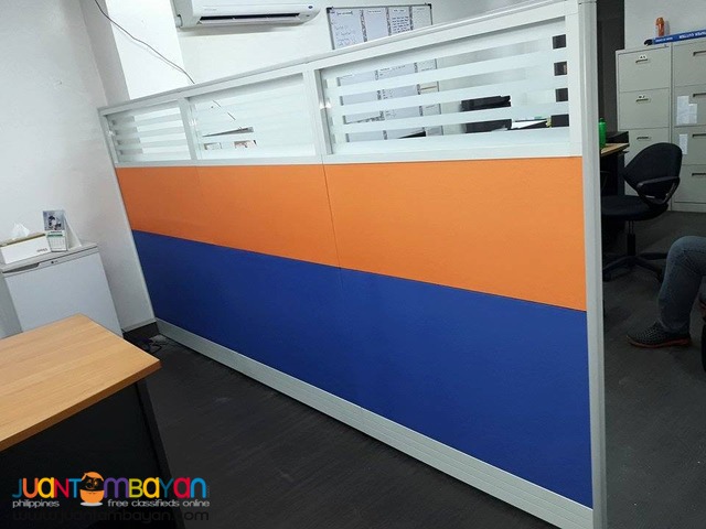 Office Partition with Stripes Design