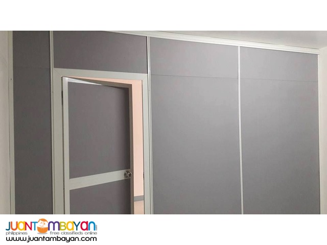 Gray Fabric Floor to Ceiling Office Partition