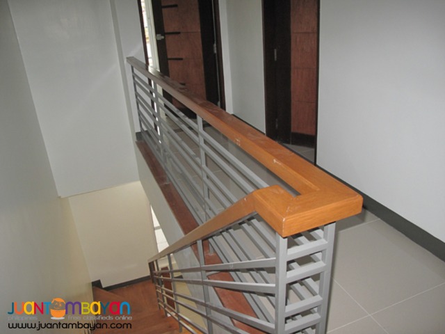 PH856 Townhouse in Project 8 Quezon City For Sale at 6.9M