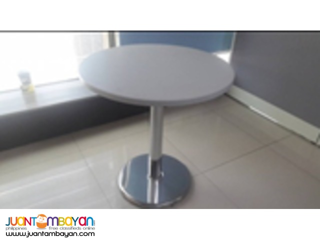  4 Seater Round Table