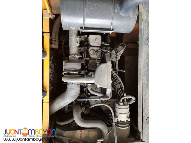 VOLVO BACKHOE ( SURPLUS )