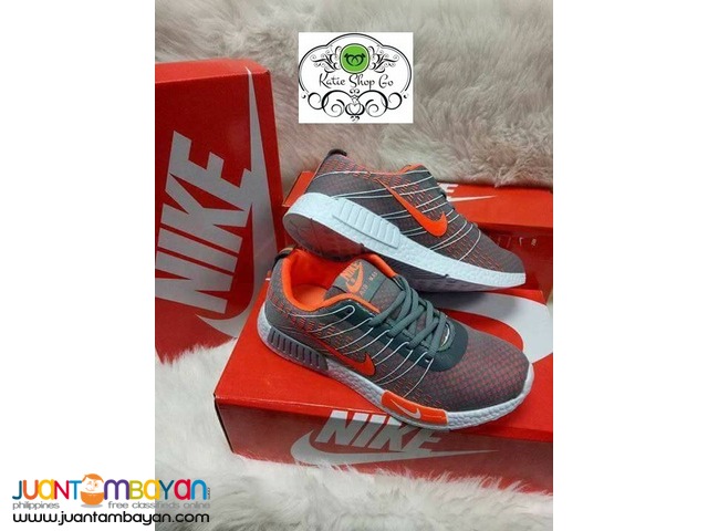 rubber shoes for ladies nike