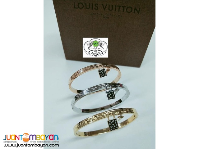 LOUIS VUITTON BANGLE - LV BANGLE - LV LOCK CHARM