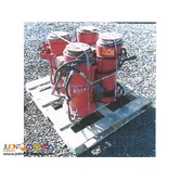 200 TON HYDRAULIC JACKS