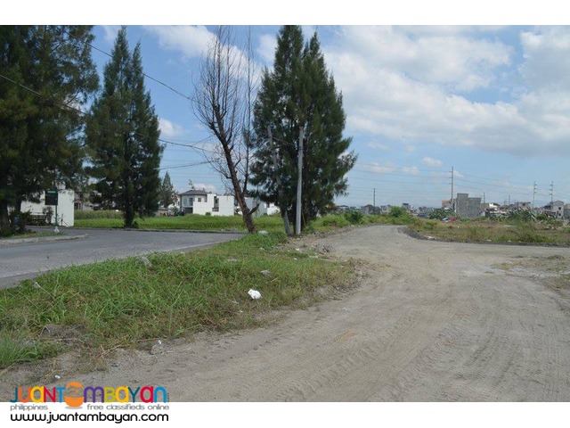 residential lot for sale Greenwoods executive village