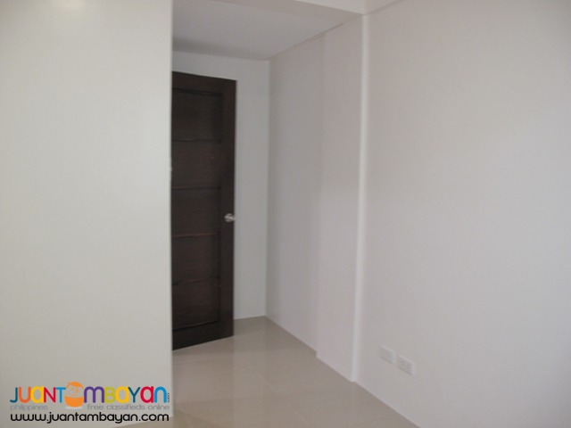 PH874 Townhouse in Cubao for Sale at 7.990M