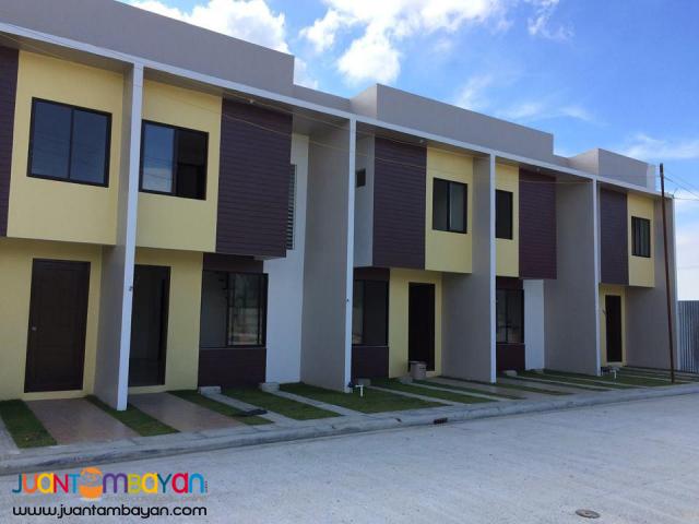 Townhouse 2-Storey as low as P8,523k monthly equity in Lapu2x
