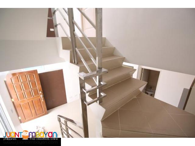 PH739 - Townhouse For Sale in Bago Bantay At 7M