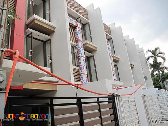 PH548 Townhouse for Sale in East Kamias at 13M