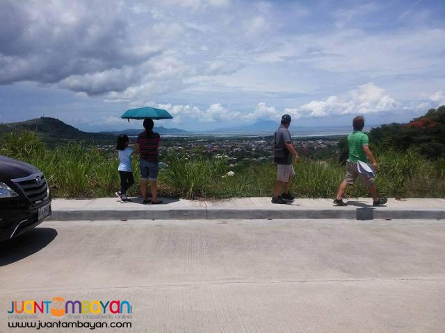 Sunnyville East Overlooking Lot for Sale in Angono