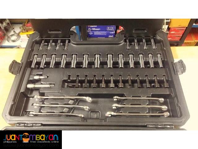 Craftsman 50230 230-piece Inch and Metric Mechanic's Tool Set