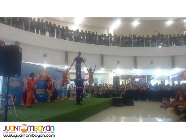 The Ultimate Children Party Acrobats Show
