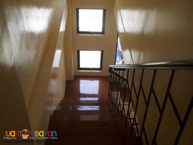 3Bdroom Townhouse for Sale in Lahug Cebu City