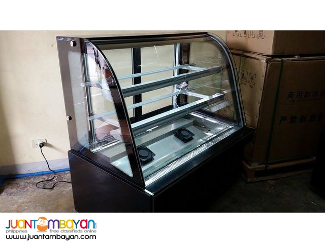 CAKE CHILLER 5 FT LONG (CURVED GLASS)  
