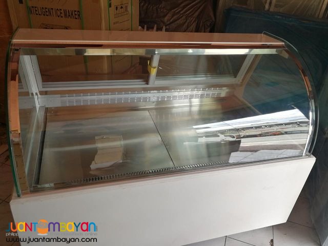 DISPLAY CHILLER FOR MEAT, CAKES OR CHOCOLATES
