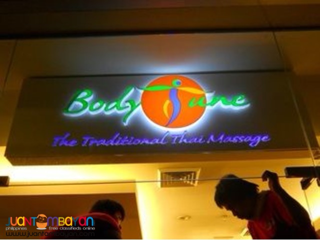 Acrylic signage maker