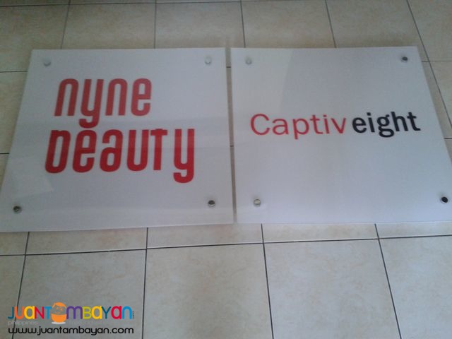 Acrylic signage maker