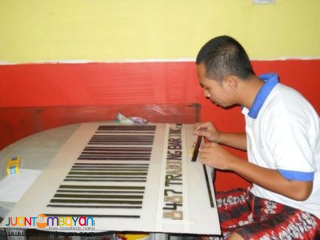 Acrylic signage maker