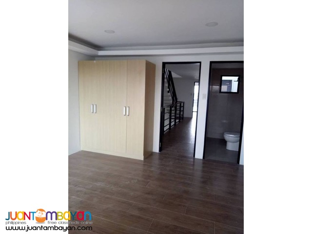 BIG MODERN 3- STOREY 4BR TOWNHOUSE IN PROJECT 6 QUEZON CITY