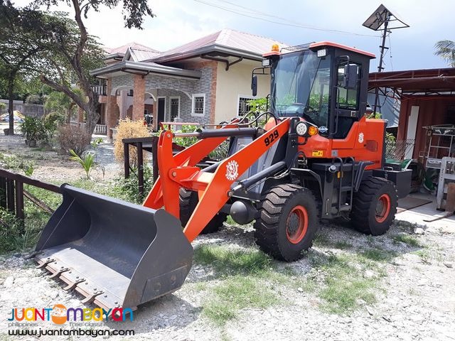 D.E 929 Wheel loader 0.7 cubic brand new