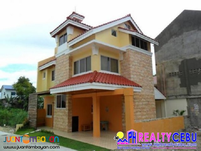 FOR SALE HOUSE WITH ATTIC AT KENTWOOD HOMES BANAWA CEBU CITY