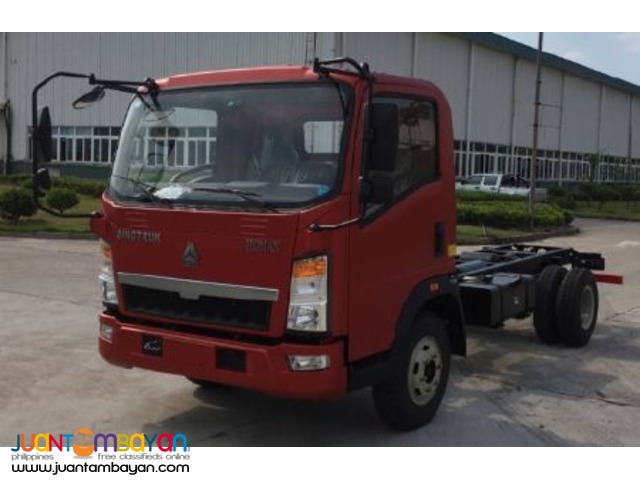 Row Cab Cargo Truck 14ft.6wheeler