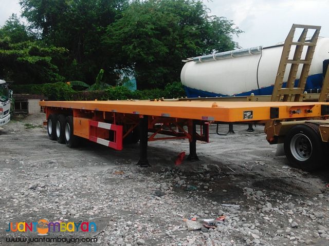 TRI AXLE FLATBED SEMI TRAILER