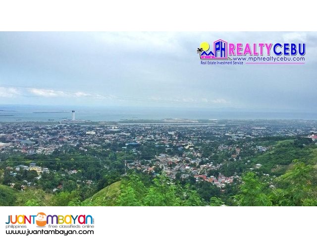 5BR, 380m² - 3 STOREY OVERLOOKING HOUSE AT THE HEART OF CEBU CITY