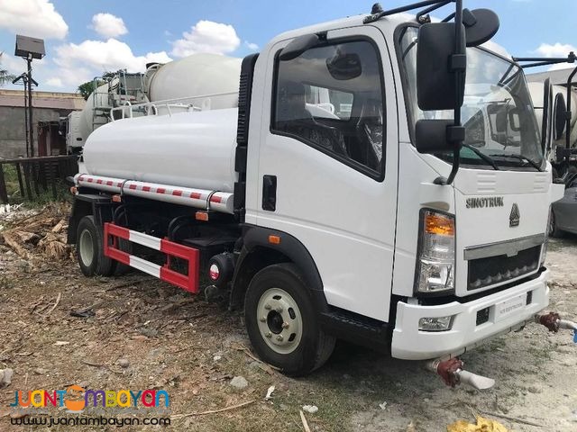 6 Wheeler Water Truck 4000L, 115HP (Yuchai Engine) 6 Wheeler Water Truck 4000L, 115HP (Yuchai Engine)