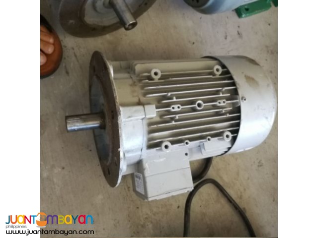 SIEMENS 1.5KW(2HP) 4 Pole Vertical motor