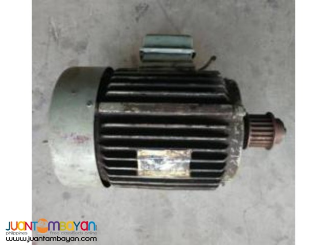 Fuji 380/750W (.5HP to 1HP) double speed motor