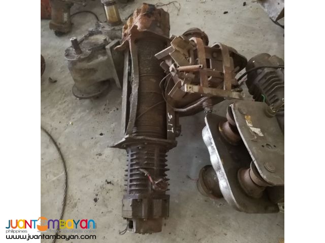 MITSUBISHI 1T wire rope hoist