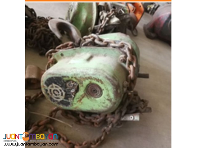 HITACHI 0.45T chain hoist