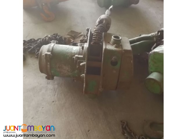 0.49T chain hoist in Japan