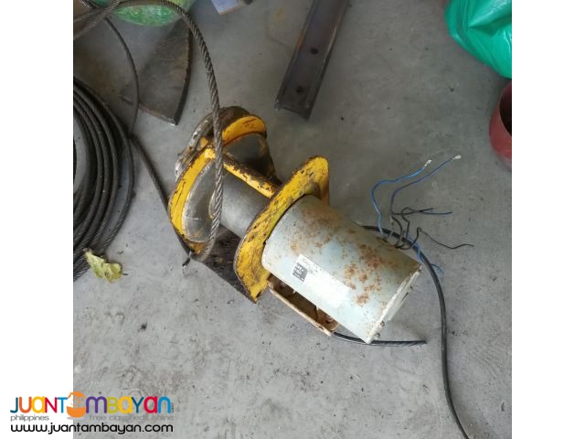 0.4KW winch in Japan