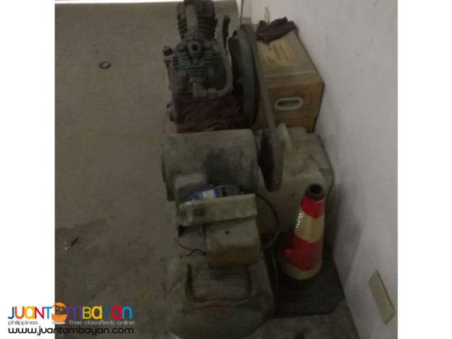 HITACHI 2.2KW(3HP) air compressor