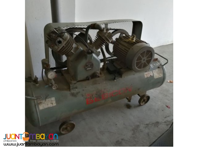 HITACHI 5.5KW(7HP) air compressor