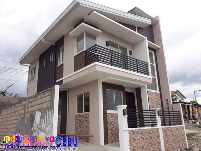 4BR Single Attached House For Sale in Talisay View Homes