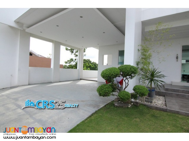for Sale: House at Cebu Royale Estate in Consolacion Cebu