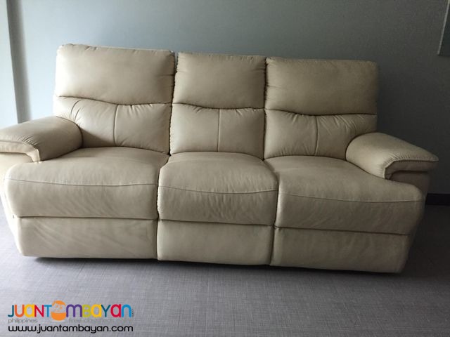 Recliner Couch/Sofa