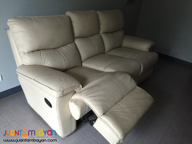 Recliner Couch/Sofa