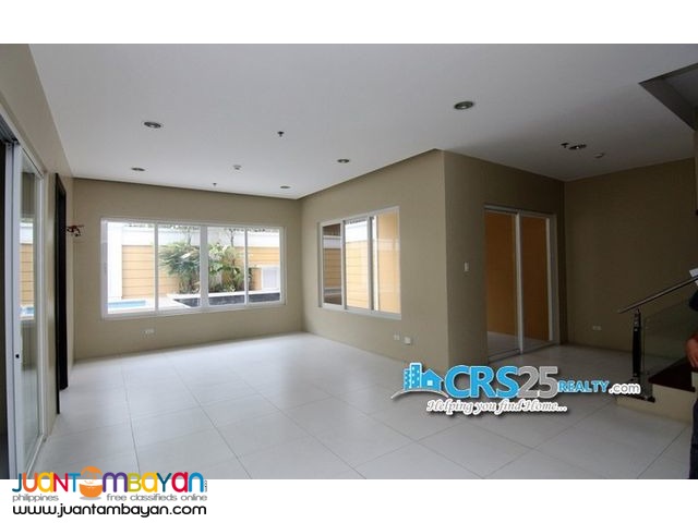 For Sale!! 3 Bedrooms Condo Unit in Padgett Place Cebu City