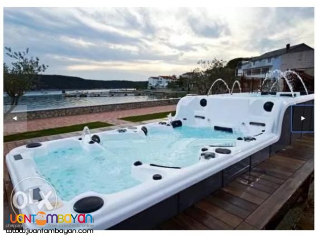 Steam bath and Outdoor Jacuzzi