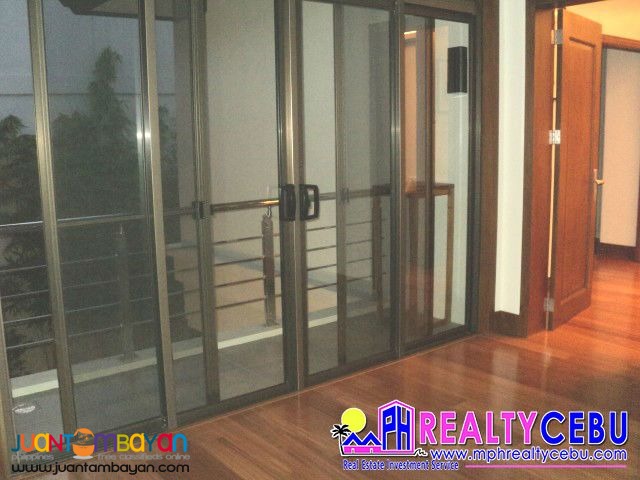 ELEGANT 5 BR HOUSE AT CASA ROSITA BANAWA CEBU CITY