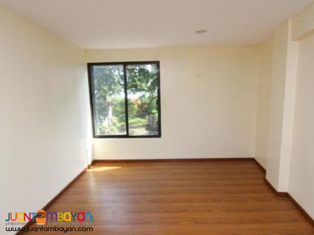 For sale house in lot in busay cebu city