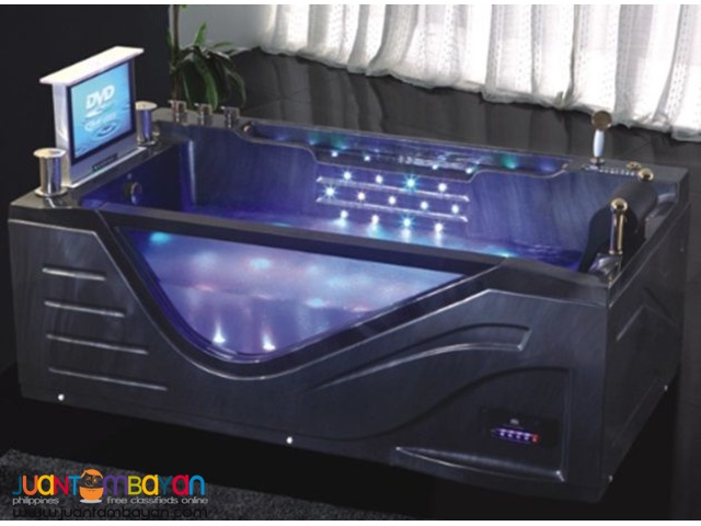 Bath thub Jacuzzi