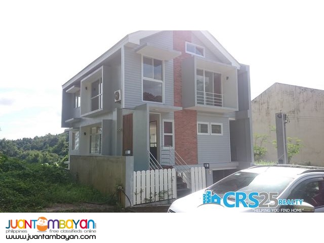 OVERLOOKING 4 BEDROOM ELEGANT HOUSE AND LOT IN PIT-OS CEBU