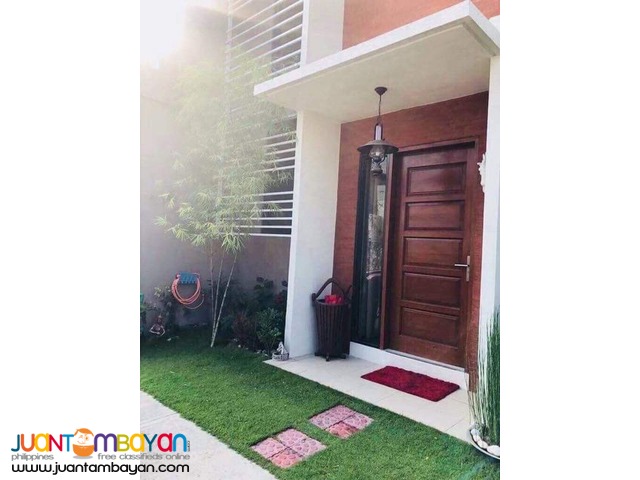 Rush for sale house inside Paseo Arcenas Banawa Cebu City