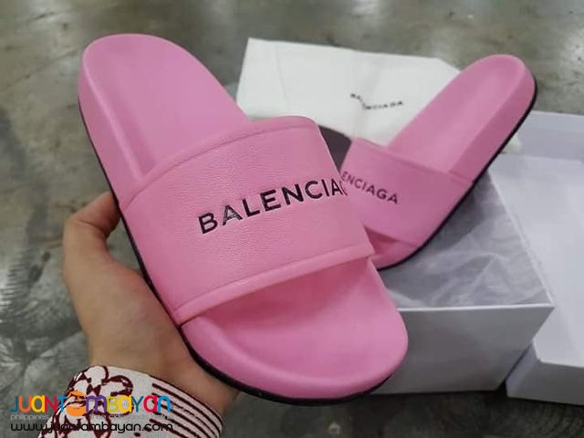 balenciaga slides pink