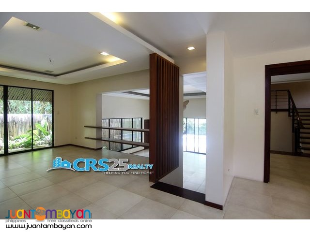 For Sale!! 5 Bedroom House in Mandaue Cebu